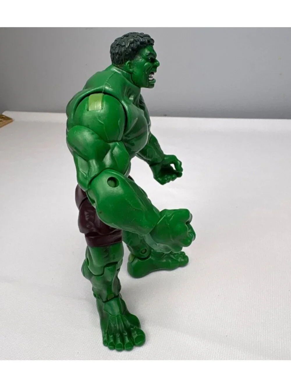 Marvel 2002 Hulk Action Figure 6.5